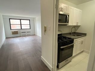 3960 54th St APT 4V, Flushing, NY