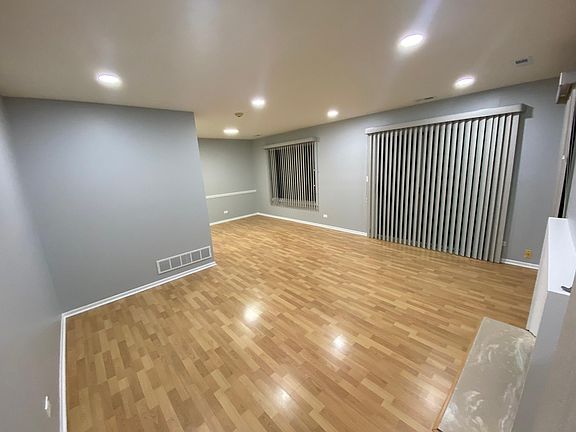 5th image of 7917 Knottingham Cir APT D