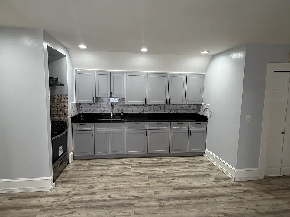 55 Harwood St #3
