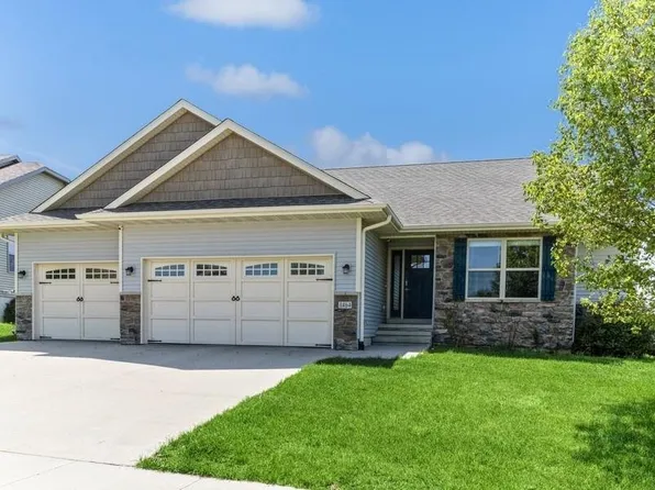 1464 Dunley Ct, Iowa City, IA 52246