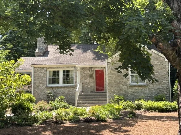 4003 Auburn Ln, Nashville, TN 37215