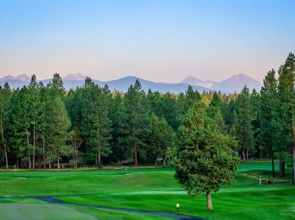 2863 NW McDermott Pl, Bend, OR 97703