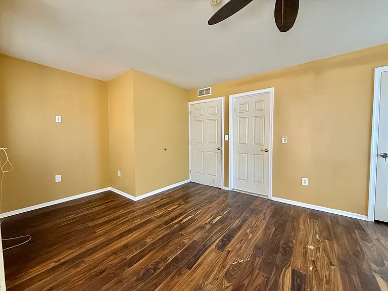 1823 S Napa St — Photo 41