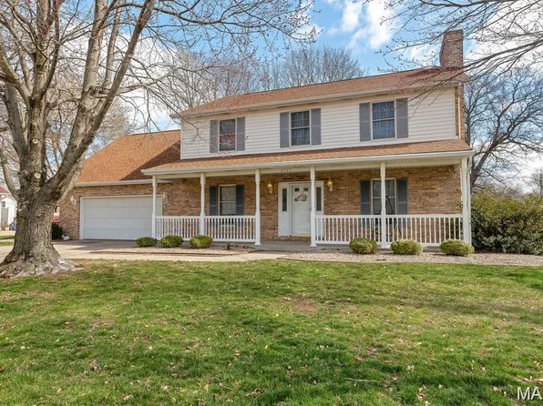 2725 Timberline Dr, Belleville, IL 62226