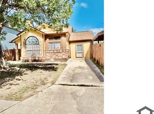 2890 Almond Field Dr, San Antonio, TX 78245