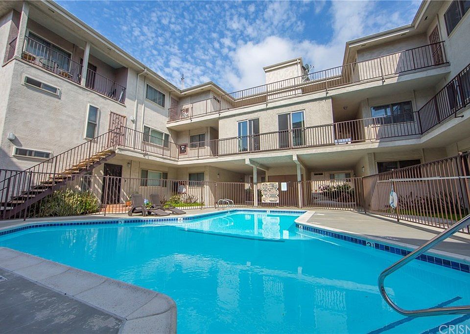 1st image of 8650 Belford Ave APT 118