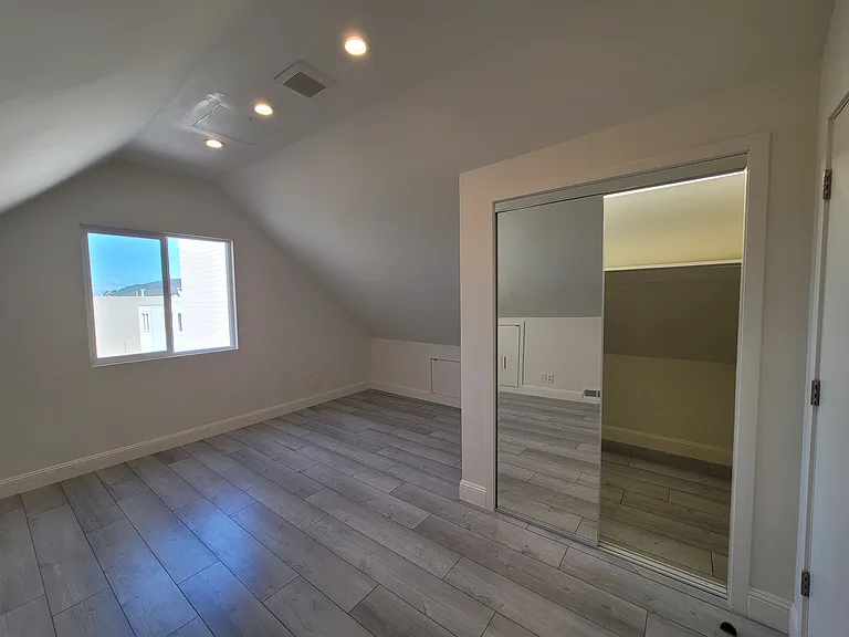 2014 Clement St #B — Photo 22