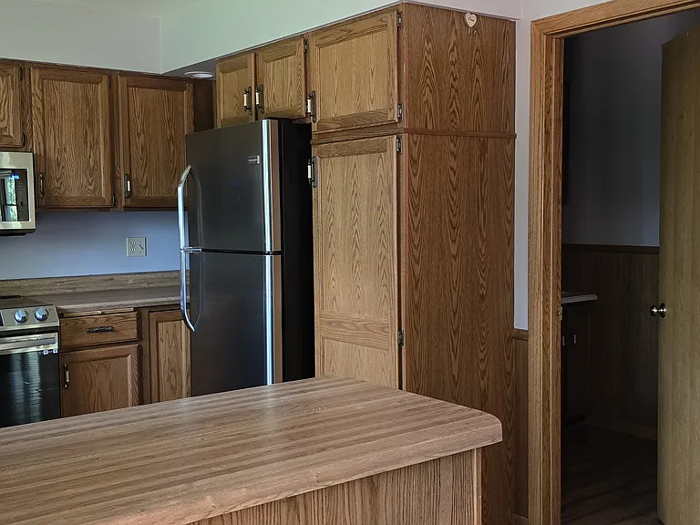 171 1st Ave N #2 — Photo 5