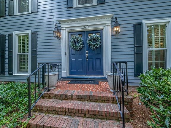 3rd image of 1320 Abingdon Way