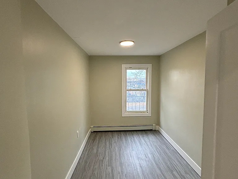 9-11 Stecher St #2L — Photo 13