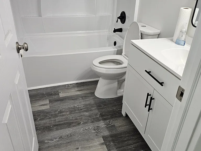 2324 Newton St #2324 — Photo 6