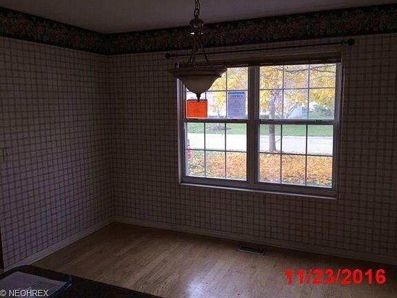 3rd image of 24680 Thicket Ln #30