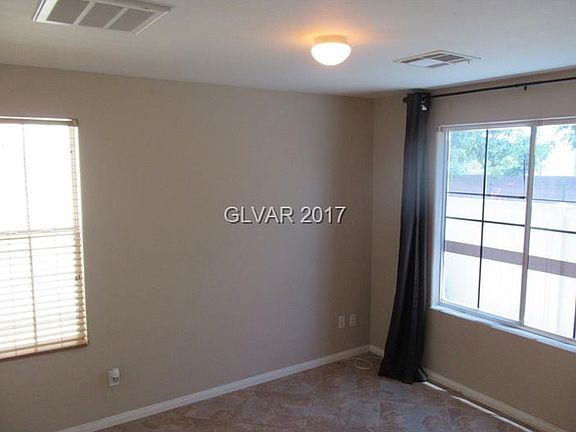 5th image of 4742 Priory Gardens St