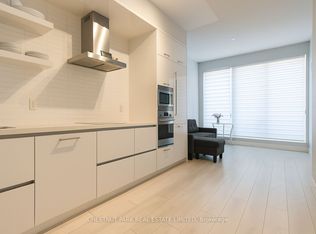 2221 Yonge St #1410, Toronto, ON M4S 0B8