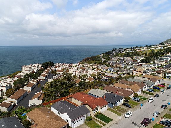 4th image of 124 Paradise Dr