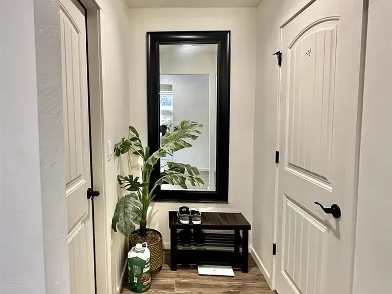 1210 San Carlos St — Photo 30