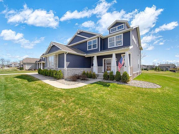 4th image of 2399 Walnut View Dr