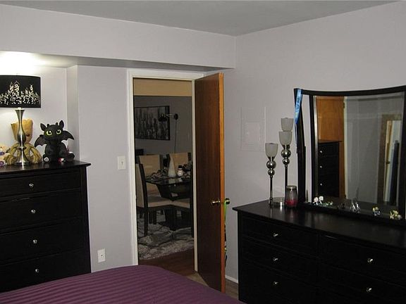 5th image of 3604 Birchwood Ct #36