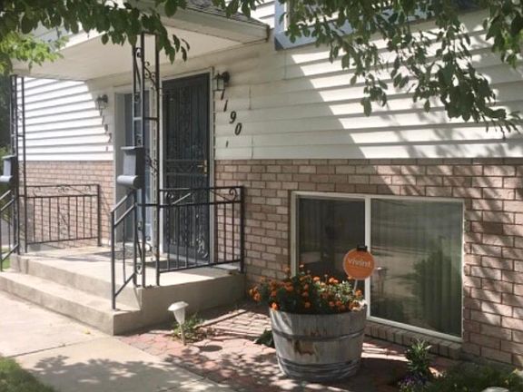 Front of apartment/ entrance