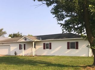 2112 N 1210th Ave, Camp Point, IL 62320