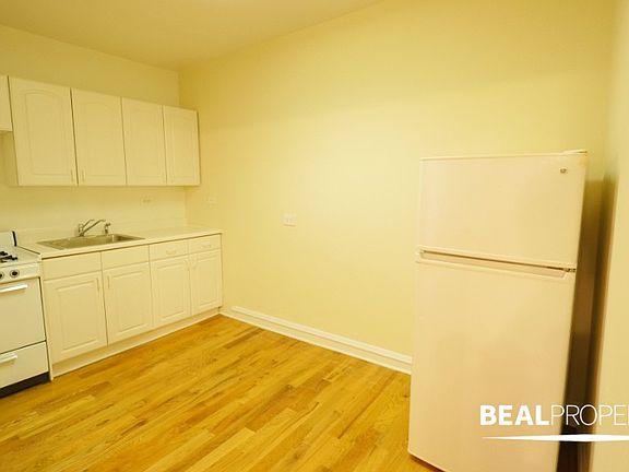 5th image of 540 W Wellington Ave #540111