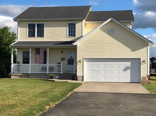 192 Hiatt Rd, Clarksville, OH 45113