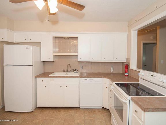 4th image of 6003 Lilac Ln