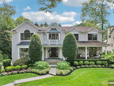 237 Mountain Ave, Ridgewood, NJ, 07450