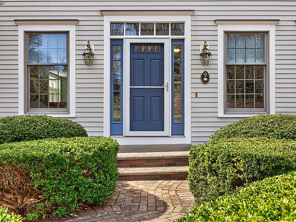 3rd image of 9 Beachway Road