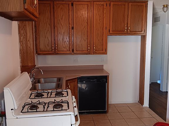 4th image of 4244 Kimball Ave