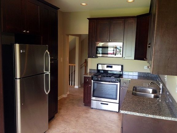 2nd image of 18405 S Stonecreek Dr Unit 5
