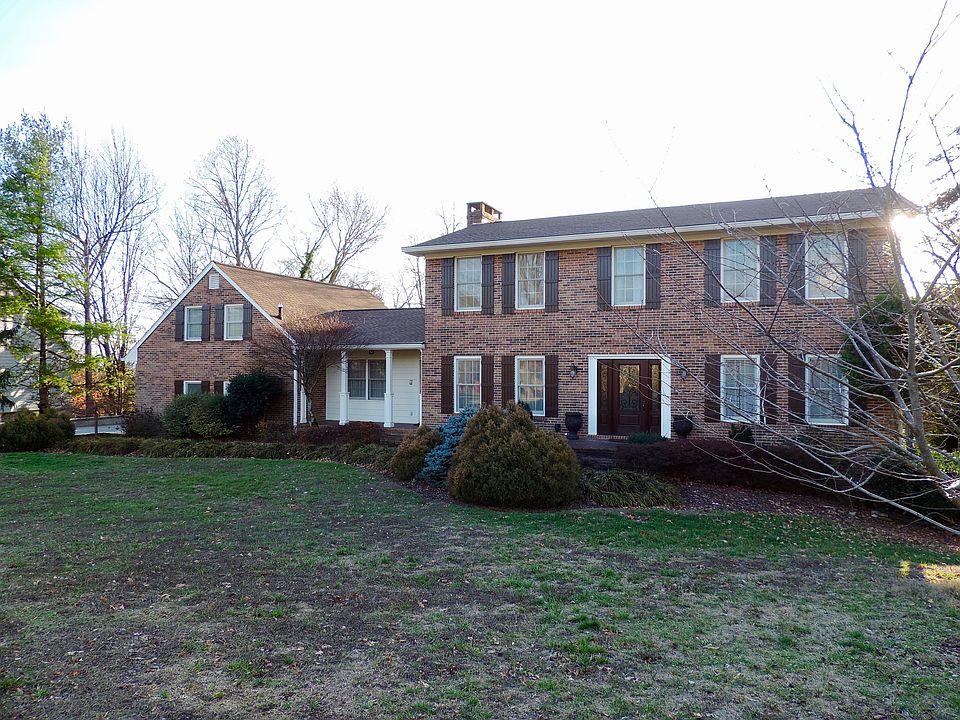 1st image of 10617 Farragut Hills Blvd