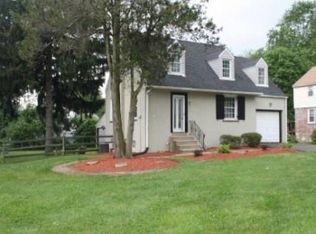 548 Anne St, Huntingdon Valley, PA 19006