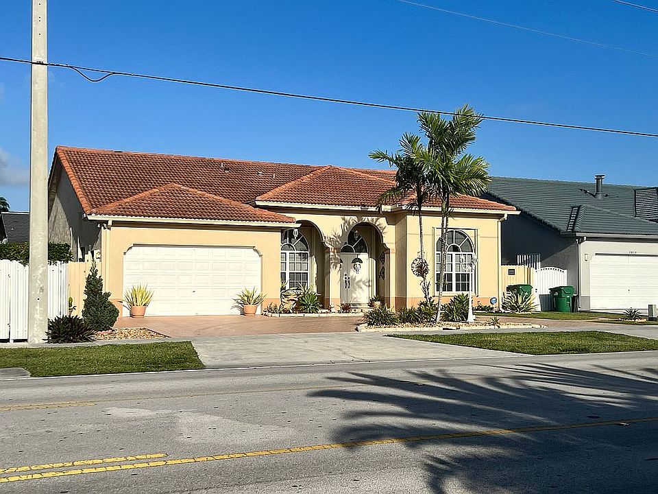 2nd image of 2820 SW 142nd Ave