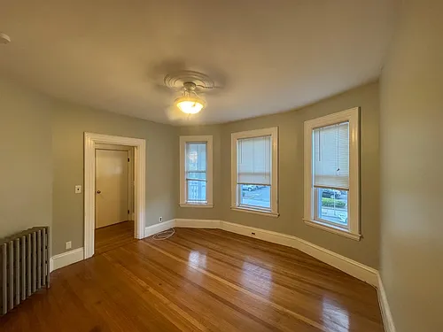 106 Highland Ave Photo 1
