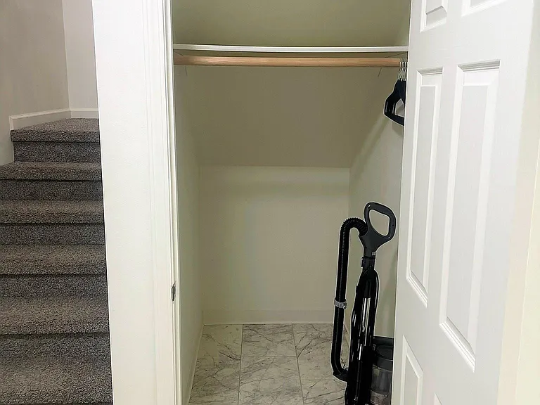 Coat closet (entry)