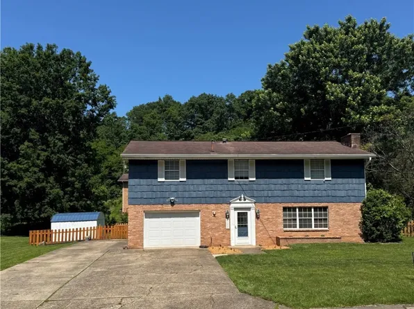 15 Brown Ave, Parkersburg, WV 26101