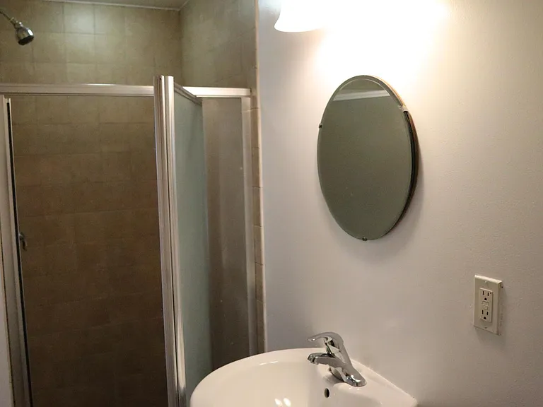 6 Vander Veer Dr #2 — Photo 12
