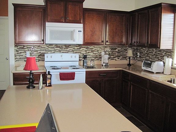 4th image of 5325 W Marcus Dr