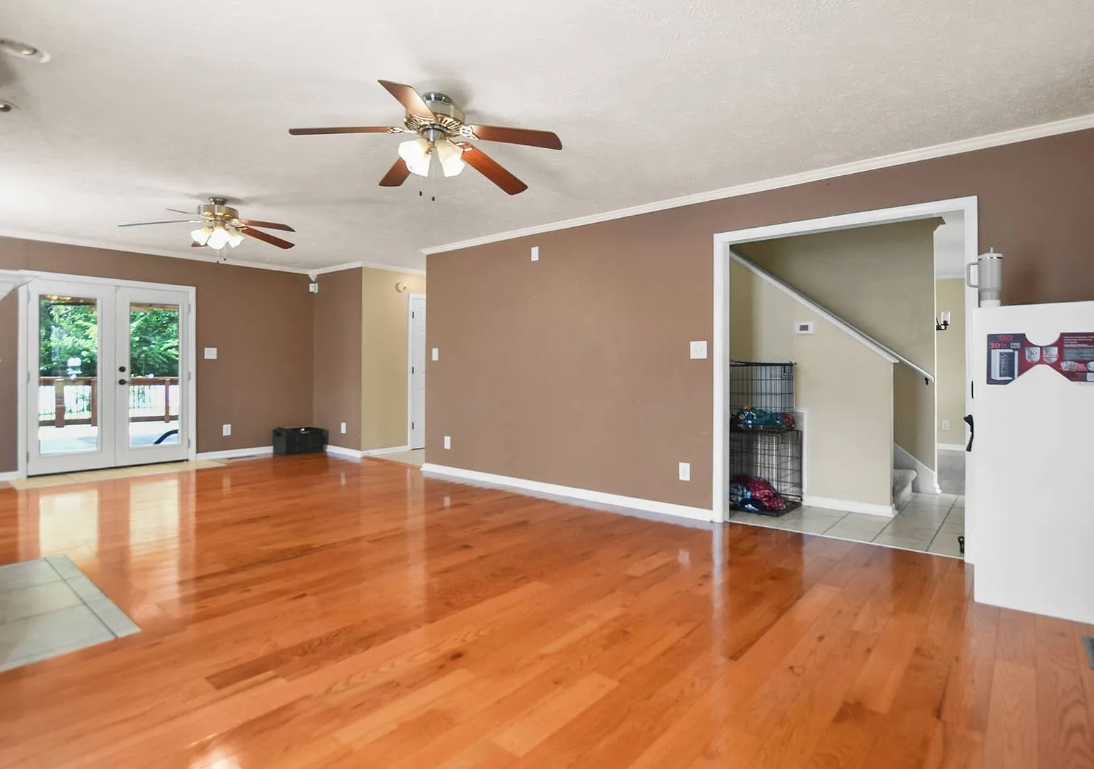 Pet Friendly Three Bedroom! — Photo 3