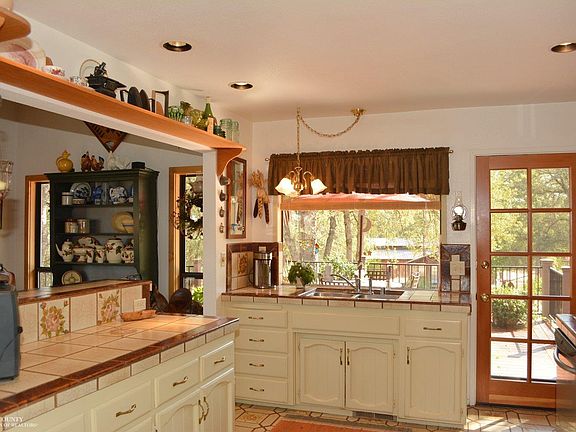 4th image of 10873 Willowbrook Ln