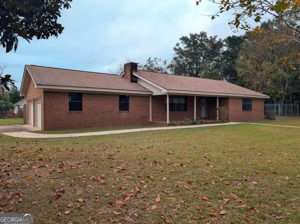 106 Tanglewood Rd, Jesup, GA 31546