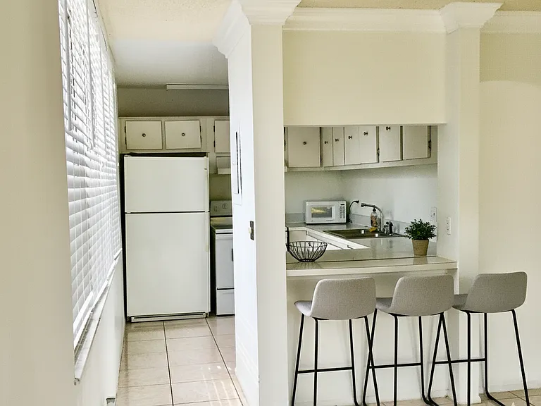9440 Live Oak Pl #208 — Photo 5