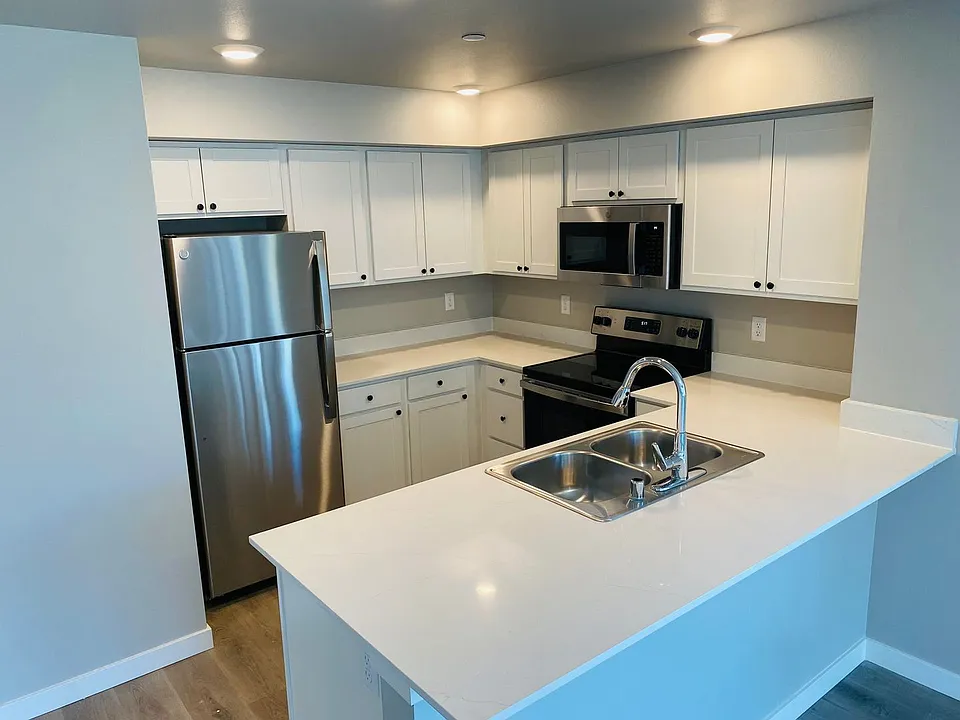 4145 Britton Loop #105