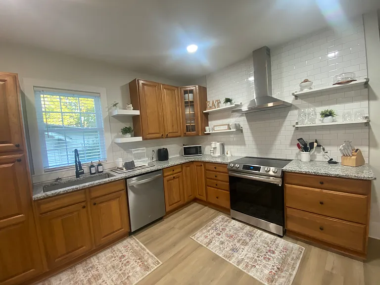 1966 Hinshaw Ave #1 — Photo 6