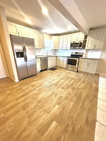2169 Alicia Dr #A — Photo 4
