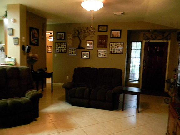 4th image of 8307 White Pine Ln