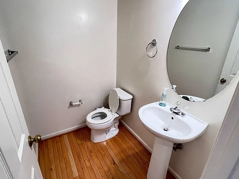 4100 Flower Box Ct — Photo 32