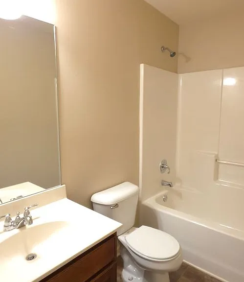 237 Ascott Ln — Photo 10