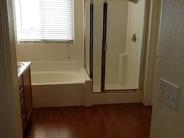 8904 Nautilus Vista Ct — Photo 26